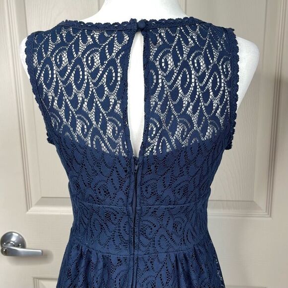 B. Darlin Lace Sleeveless Cocktail Party Dress (Navy) - 9/10 - Picture 7 of 9